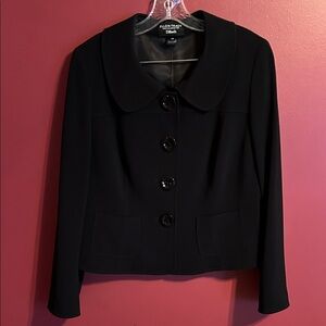 Vintage Ellen Tracy Women's Black Blazer